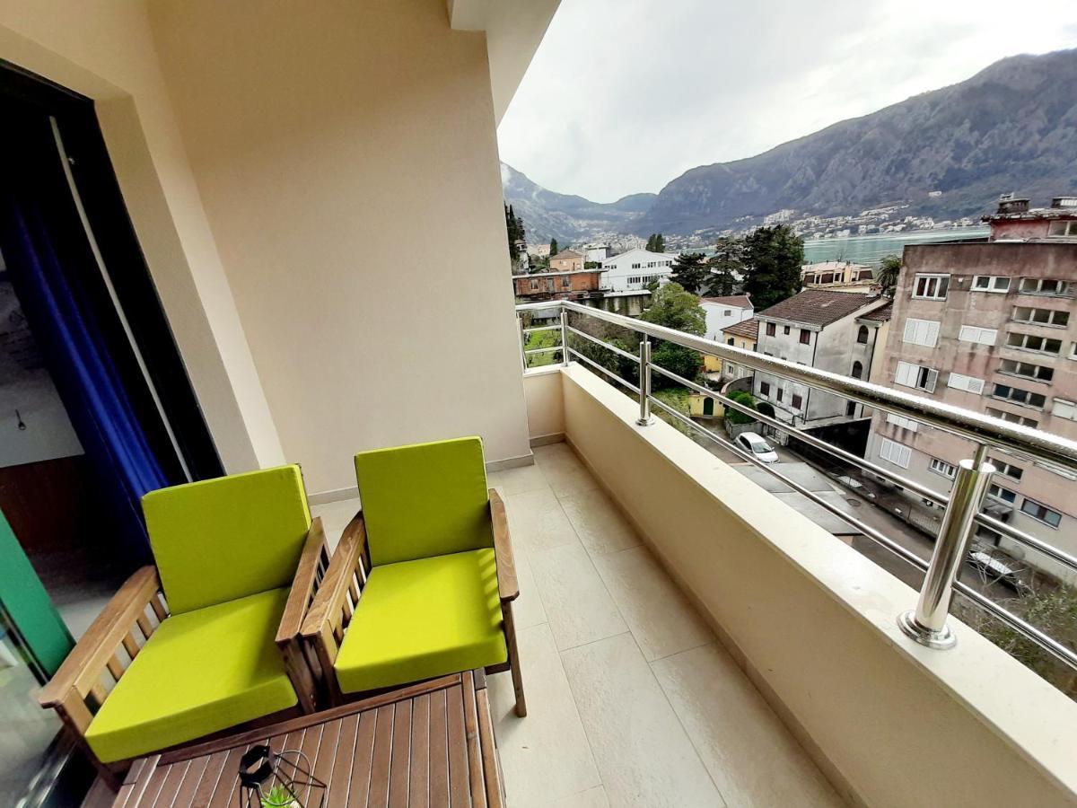 Maritimo Di Cattaro****Lux Apartment With Garage 외부 사진