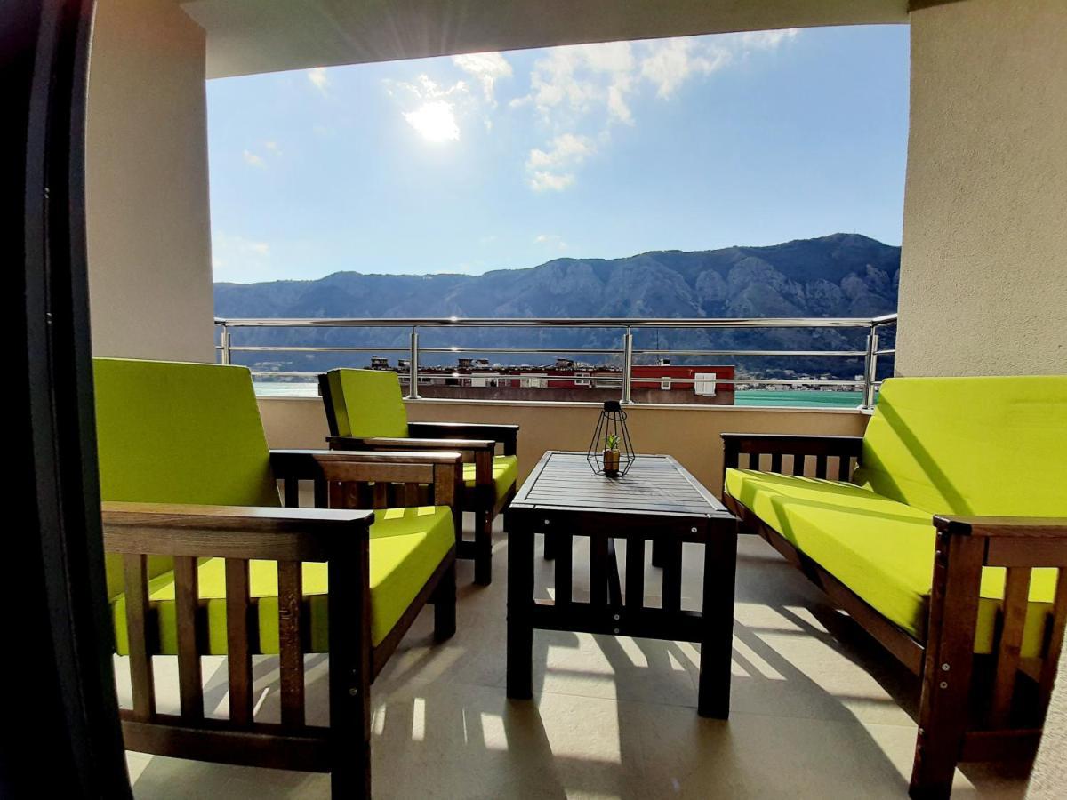 Maritimo Di Cattaro****Lux Apartment With Garage 외부 사진
