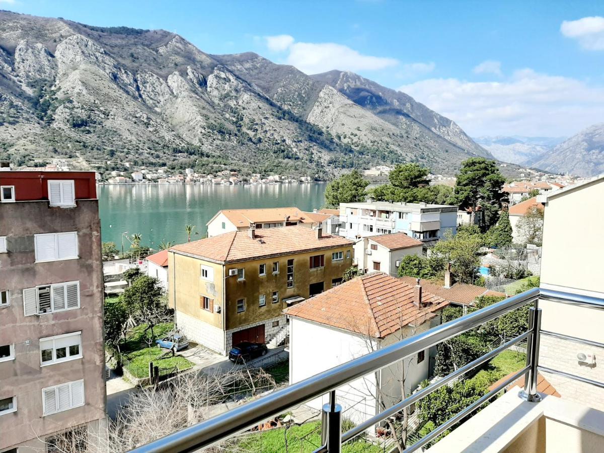 Maritimo Di Cattaro****Lux Apartment With Garage 외부 사진