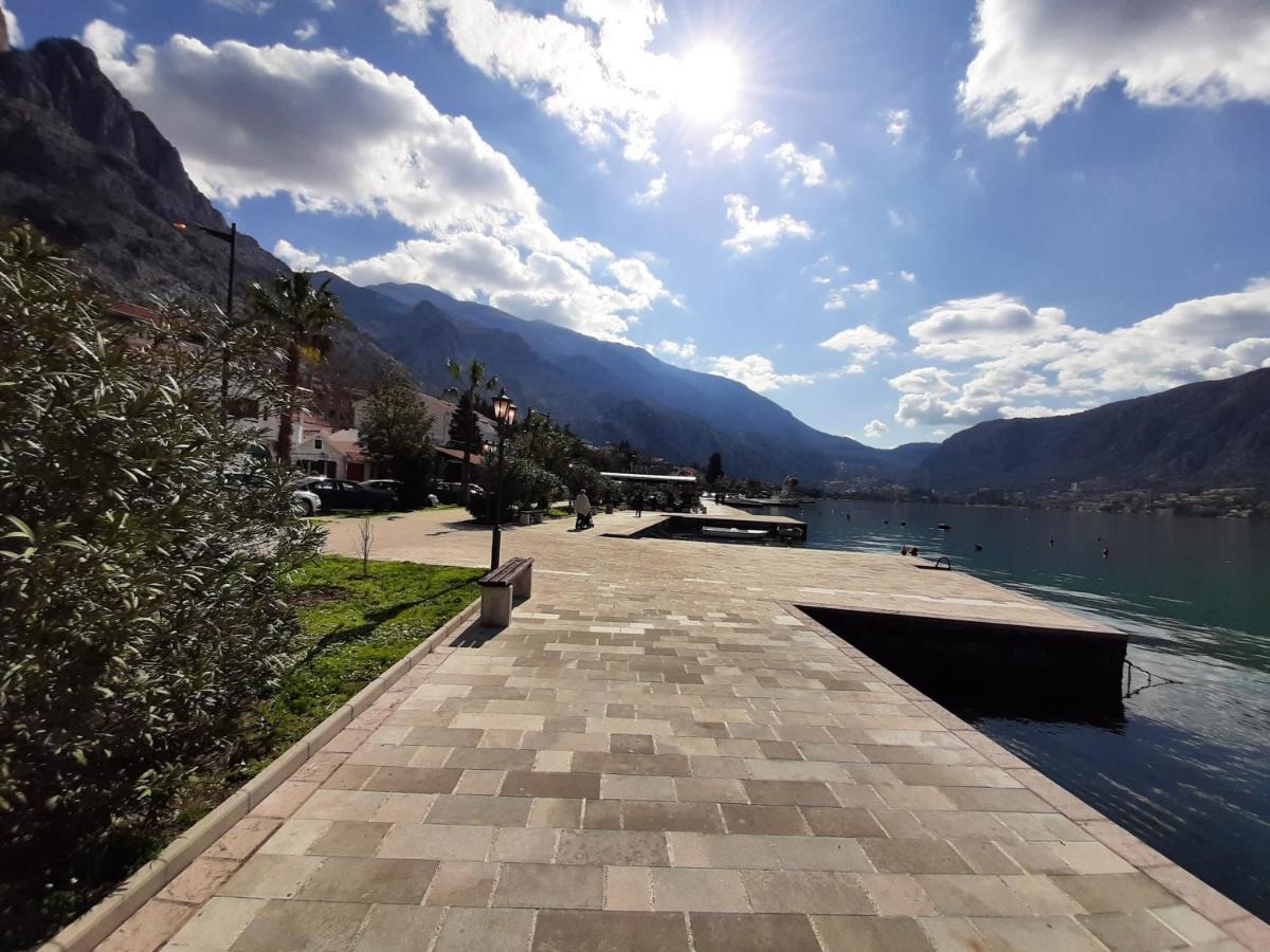 Maritimo Di Cattaro****Lux Apartment With Garage 외부 사진